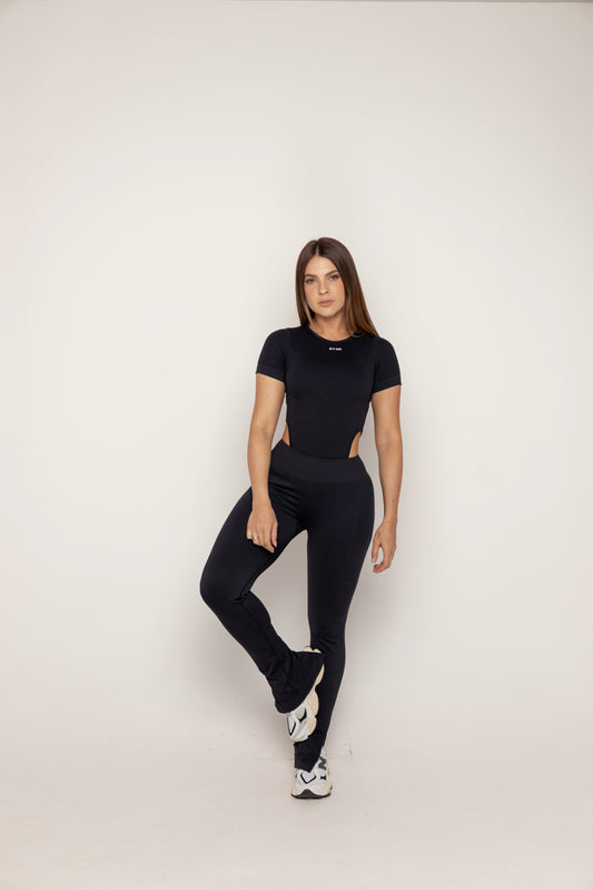 VERSATILE SET - BLACK